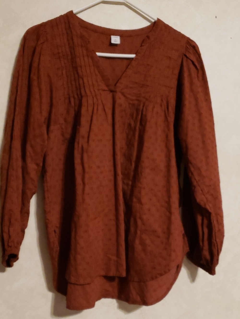 Old Navy Rust Textured V-Neck Long Sleeve Blouse